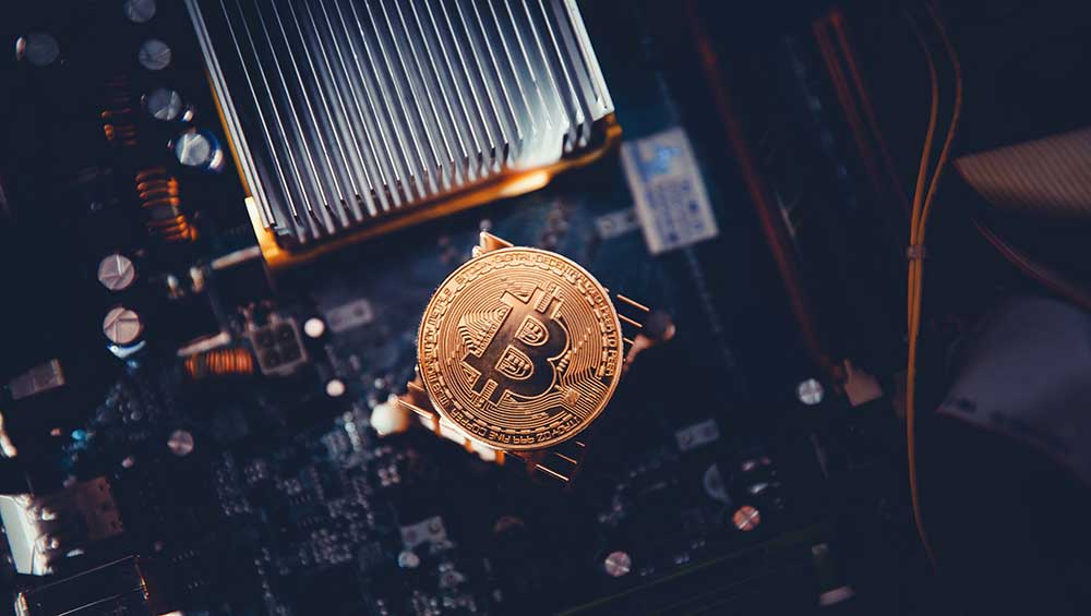 Bitcoin Miner CleanSpark Breaks Out On Coinbase Financing Deal